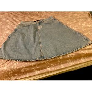 Zara denim skirt size Medium